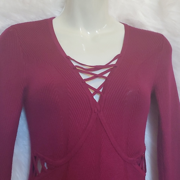 GUESS Marciano Berry Criss-Cross Long-Sleeve Sweater Dress - Size XS, 0 - Picture 3 of 6